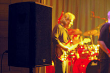 ... als Front-PA (f&uuml;r den Bereich ab 140 Hz - zusammen mit SK-18.BRH) bei einem Blueskonzert in D&ouml;tlingen ...